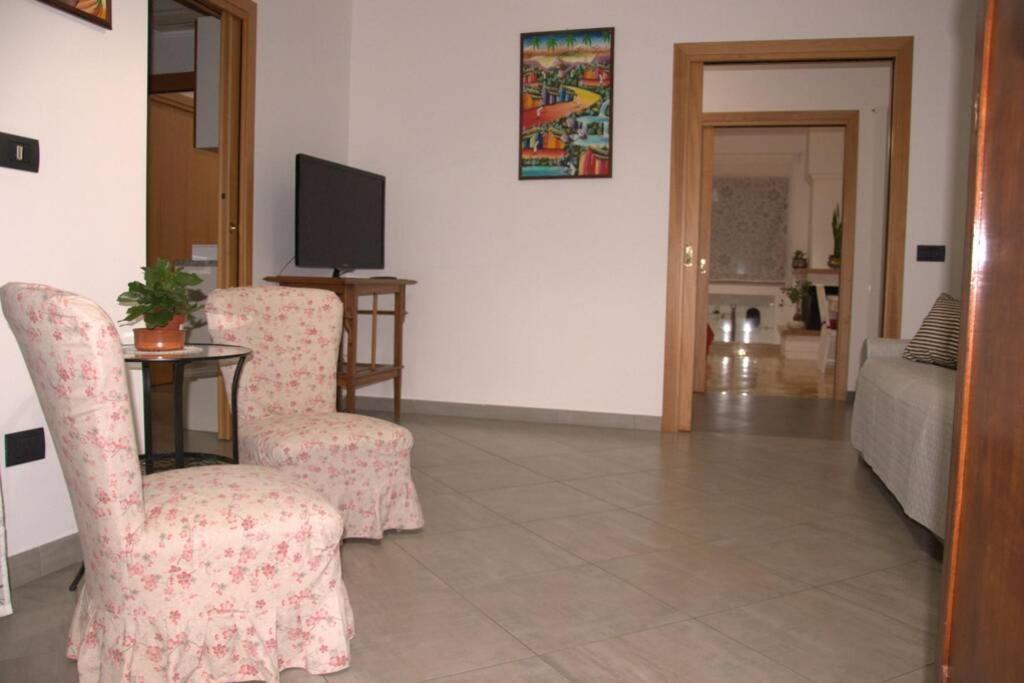 La Finestra Sul Golfo Appartement Napels Buitenkant foto